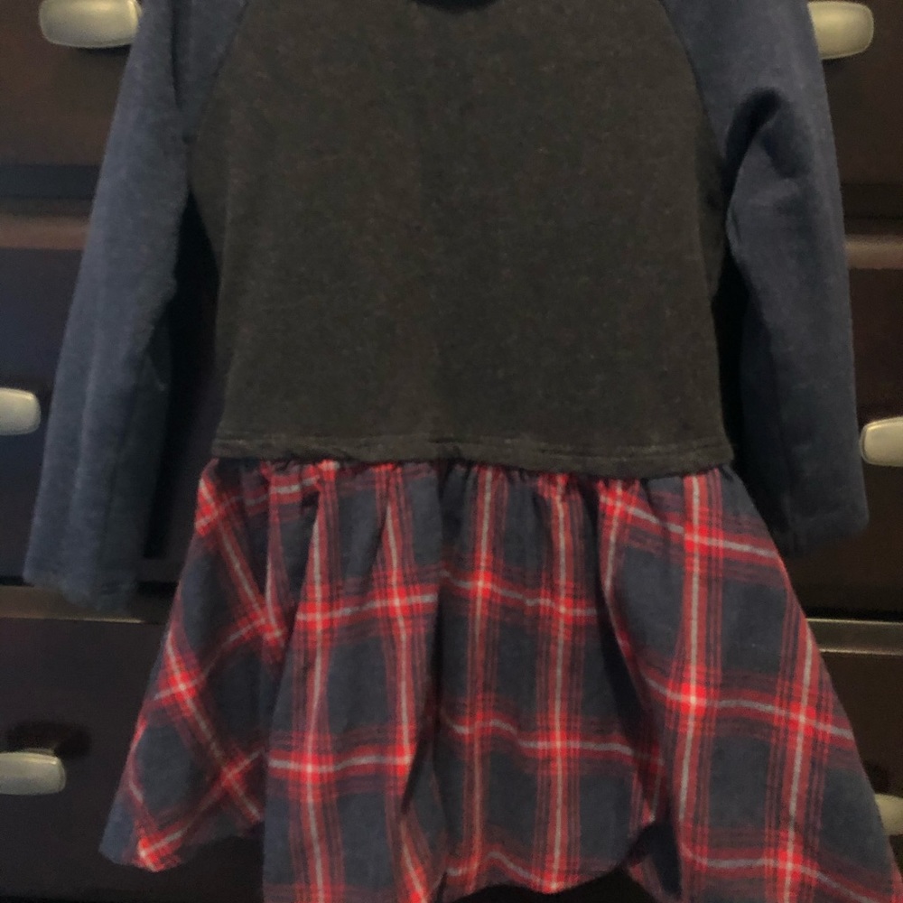 Size 4 dress with plaid bubble skirt